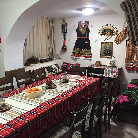 Elenite Guesthouse 戈采代尔切夫 外观 照片