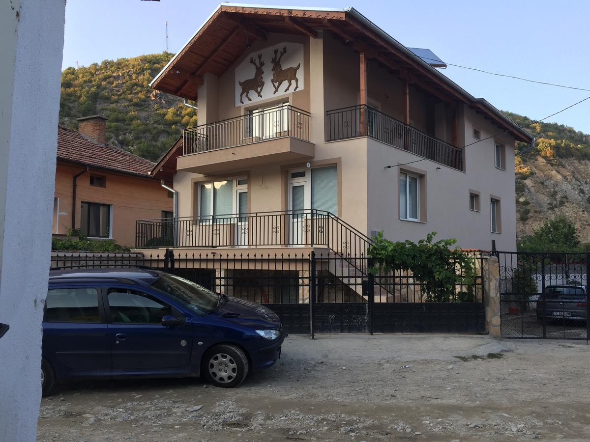 Elenite Guesthouse 戈采代尔切夫 外观 照片
