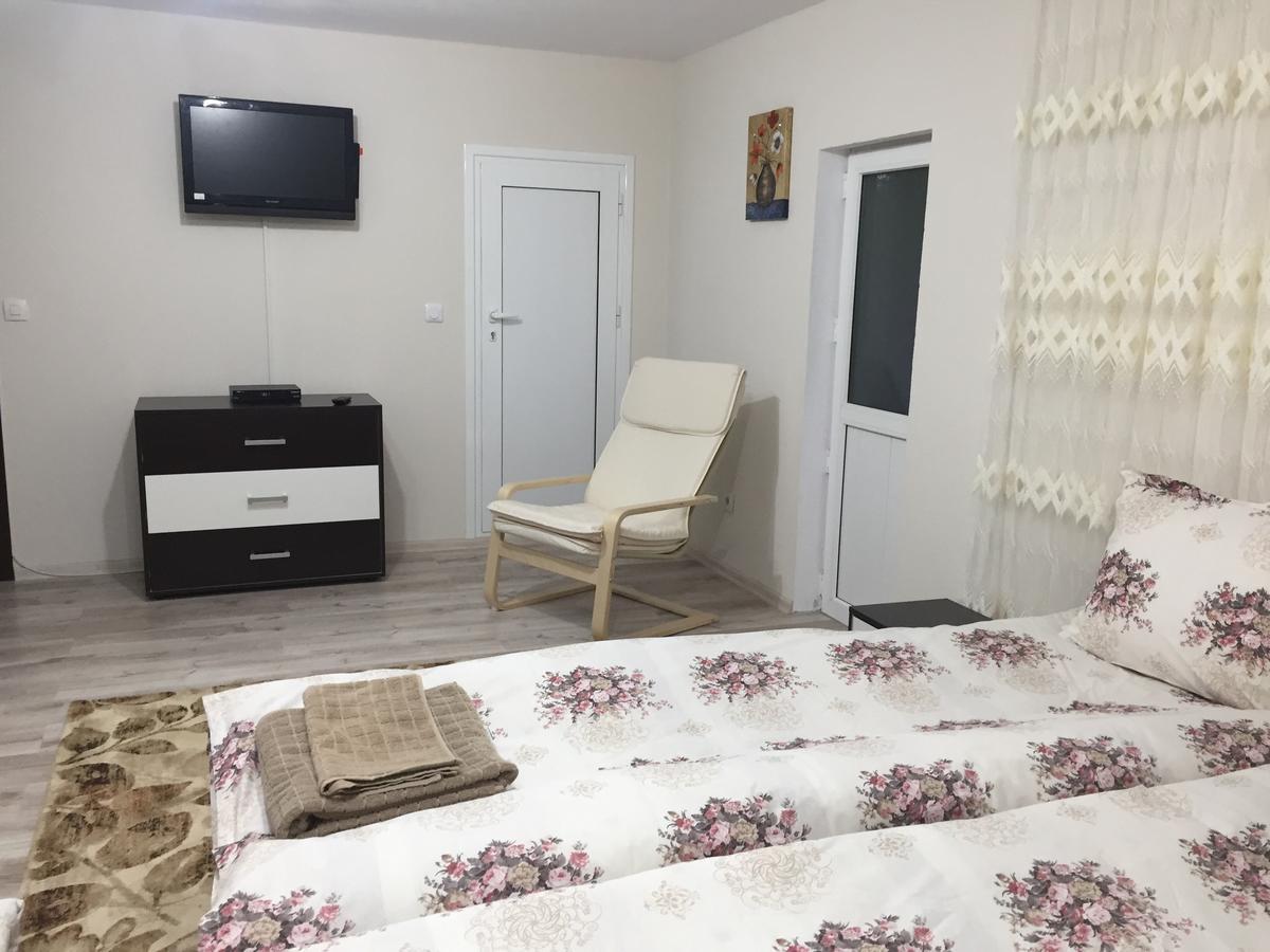 Elenite Guesthouse 戈采代尔切夫 外观 照片