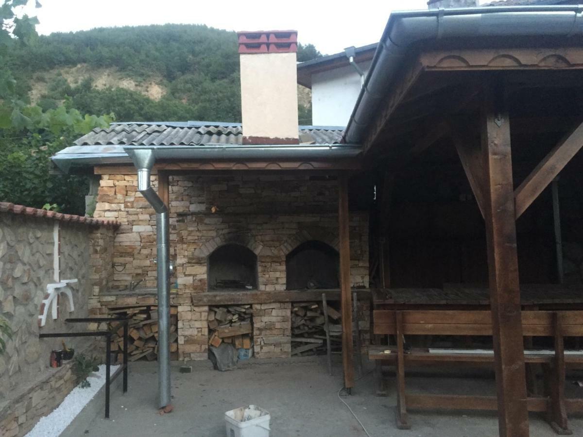 Elenite Guesthouse 戈采代尔切夫 外观 照片
